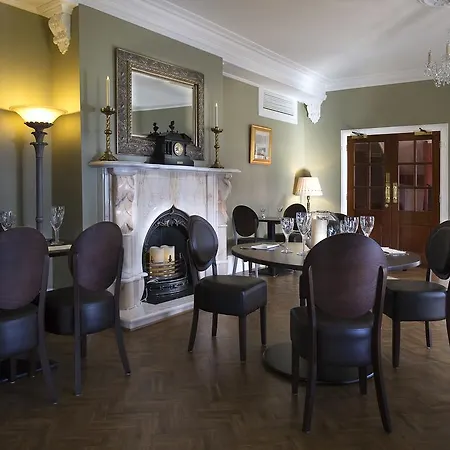 An Chuirt Hotel, Gweedore, Donegal